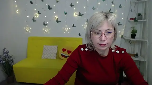 دردشة LaurenWishy الجنسية المباشرة