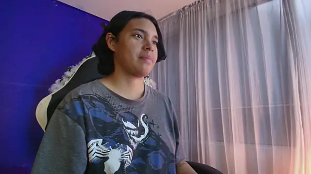 Emmapark_ Adlı Modelin Canlı XXX Sohbeti