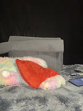 MissSaraNoir live XXX chat