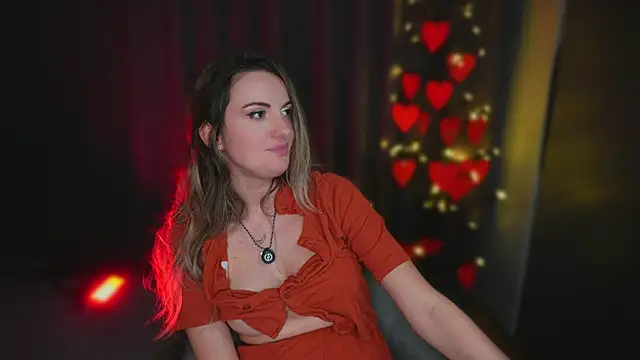 دردشة ShyNdWild الجنسية المباشرة