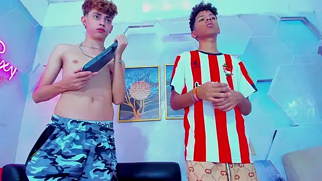 Chat +18 de Spicy_guys ao vivo