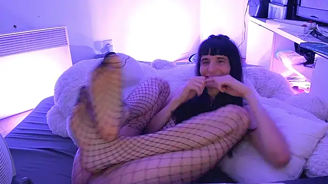 CeriseLapine – webcam-show