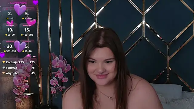 Chat +18 de EmilyHyde ao vivo