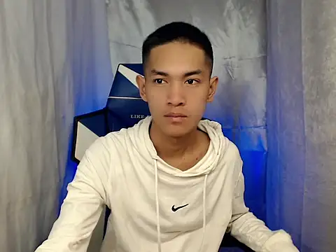 riks_tyler Live XXX Chat