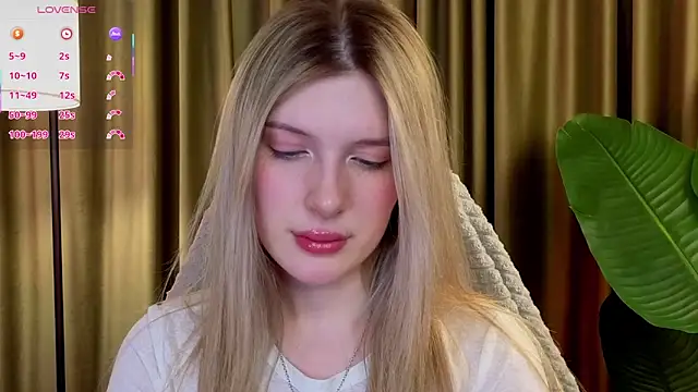 Chat +18 de honey_kors ao vivo