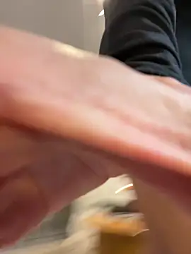 Chat +18 de Irish_Collins ao vivo