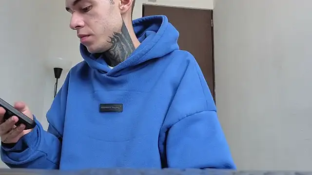 Saturno_v 网络视讯表演