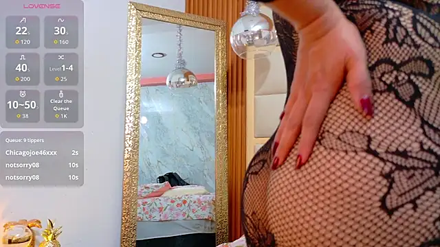 Chatroom XXX en direct de Sluttyandmature