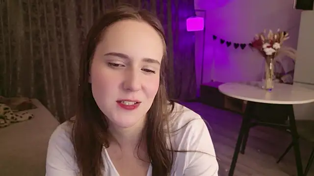 Chat +18 de LucyRose3 ao vivo