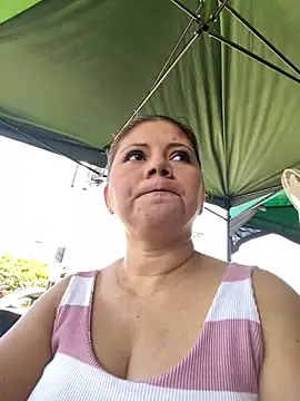 Živý XXX chat lady_and_charly