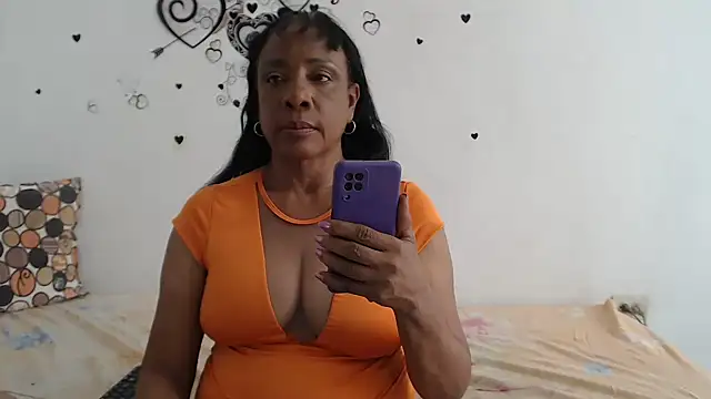 Chat XXX ao vivo de RoosePaarker