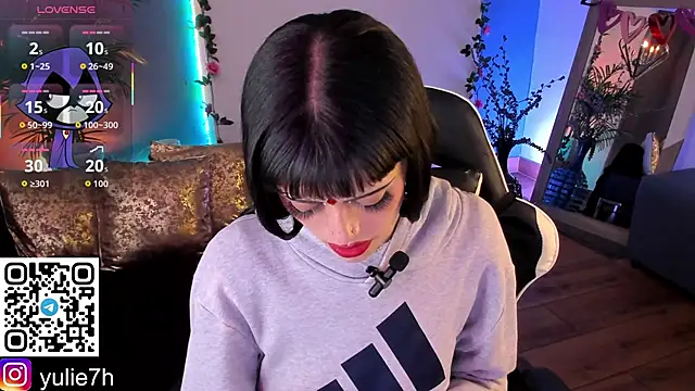 Chat +18 de _Jessy_Moon_ ao vivo