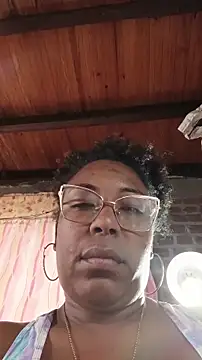 ChanneldelaCroix's Live XXX Chat