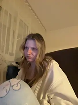 MaryHiggins live XXX chat