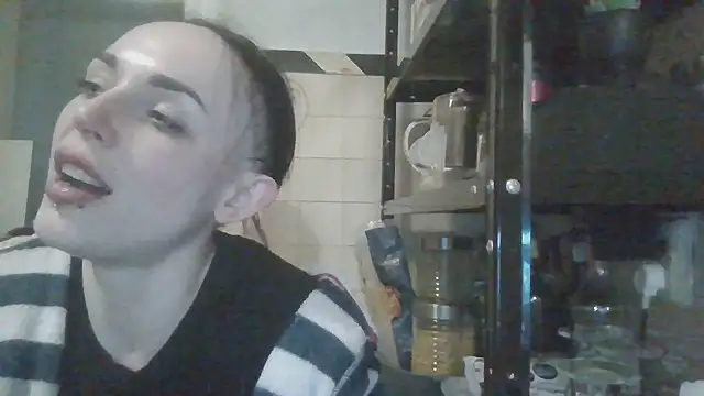 Trinsy_Love Live XXX Chat