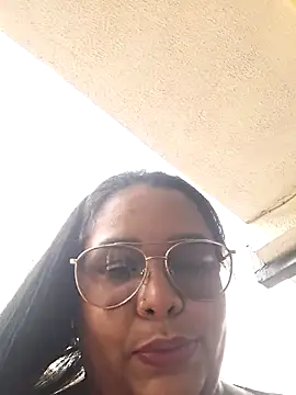 Arena_13のウェブカメラショー