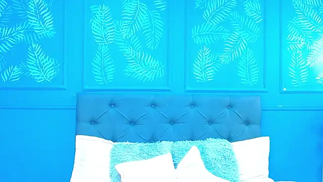 Онлайн чат XXX Selena_Noir