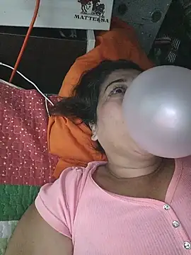 PatriciaGrajales Adlı Modelin Canlı XXX Sohbeti