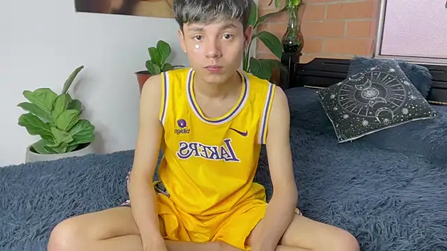 Andy_Belier23のライブXXXチャット