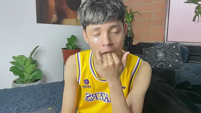 XXX chat uživo modela Andy_Belier23