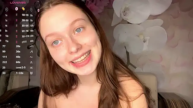 XXX chat uživo modela LoryMusetti