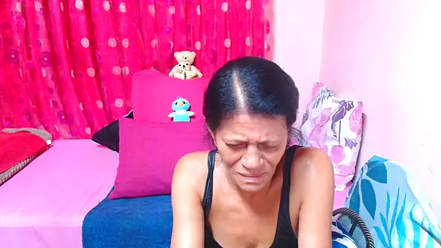 SLUTTYROXY Live XXX-chat