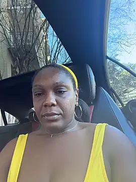 Chatroom XXX en direct de TilaTotti