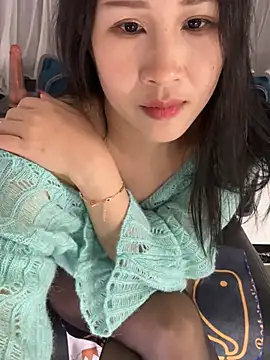 Chat +18 de littlesluttycat ao vivo