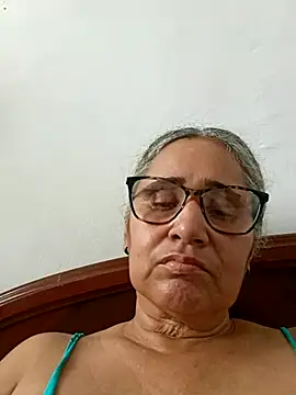 _candi: απευθείας συνομιλία ΧΧΧ