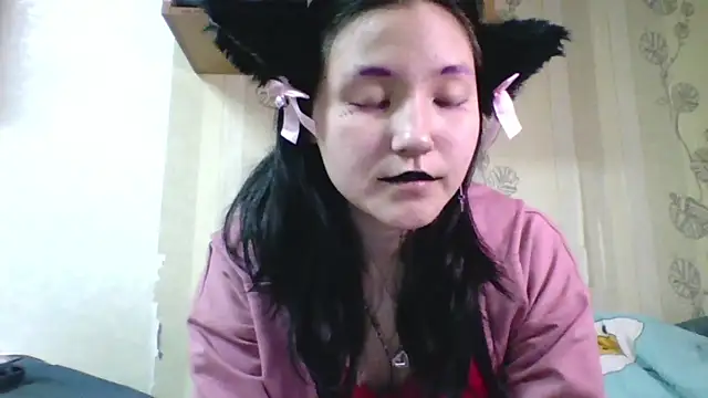 yourcutevikki Webcamshow