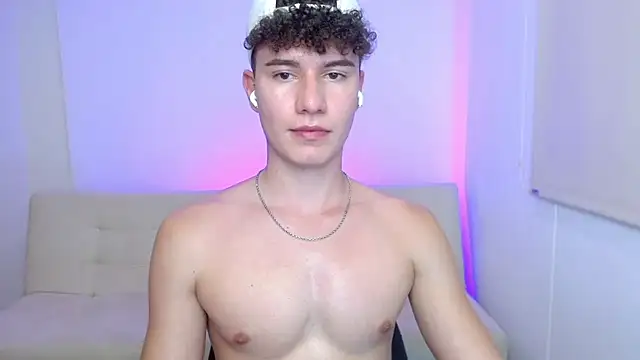 Chat XXX en directo de adrian_morelly