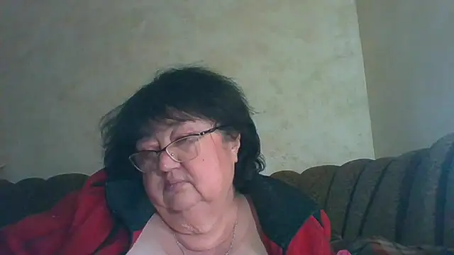 Show modela MilaSky5303 na web-kameri