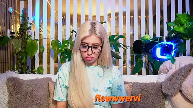 Czat XXX na żywo – FlowweerGirl