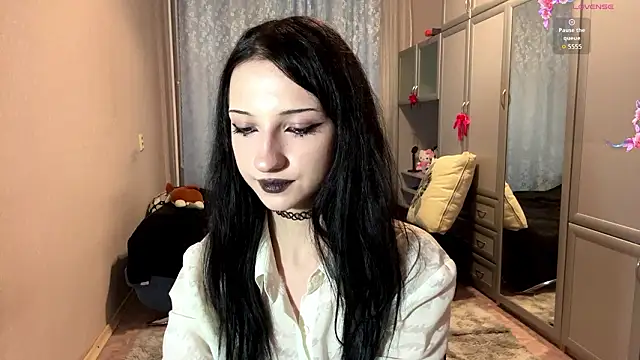 UrBabeLuna's Live XXX Chat