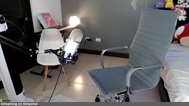 raspberryroll Live XXX Chat