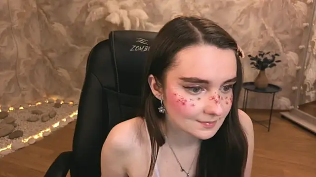 XXX chat uživo modela CloudGrace