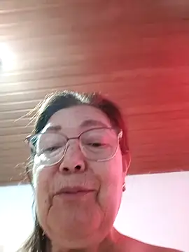 XXX chat uživo modela Vicky_Rosse