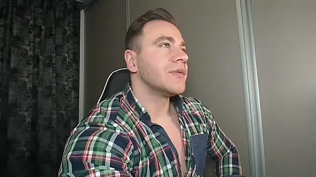 Thori92 Chat XXX in diretta