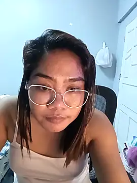 kinky_jewel Pertunjukan Webcam