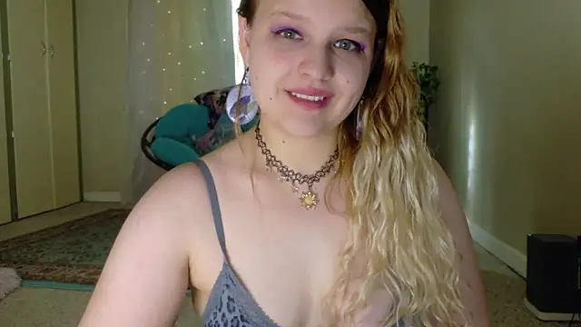 Онлайн чат XXX Emihaze