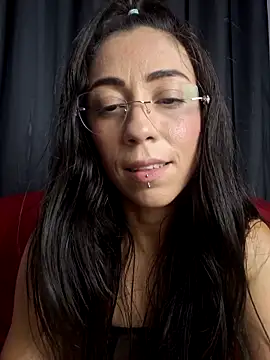 Czat XXX na żywo – BabyyMetal