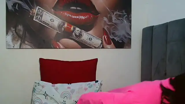 Moreish-06: онлайн-секс-чат