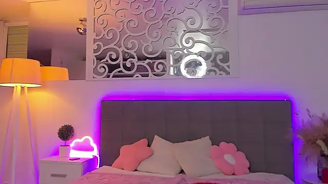 Chat XXX Live LuisaClover