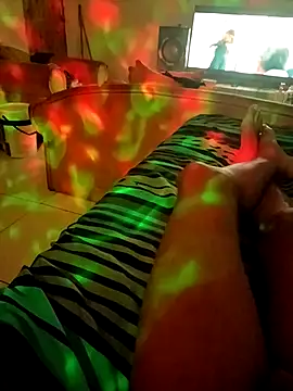 WinterslenderのライブXXXチャット