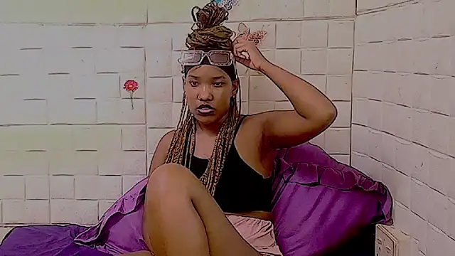 EroticSexyPrada's Live XXX Chat