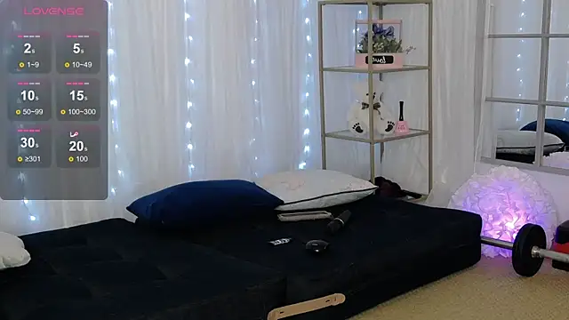 XXX chat uživo modela SarahRaynex