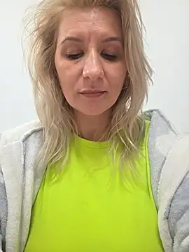 دردشة KaylinJan الجنسية المباشرة