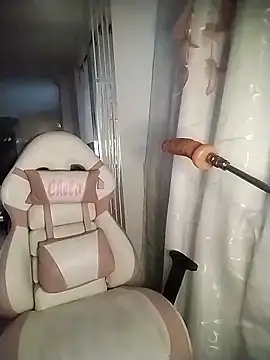 chelaqueen_: онлайн-секс-чат