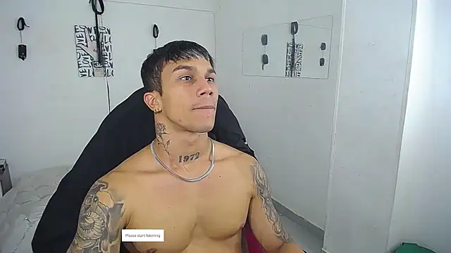 Leonard_Price Chat XXX live