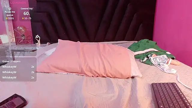 EbonyCoWorker élő XXX-chatje